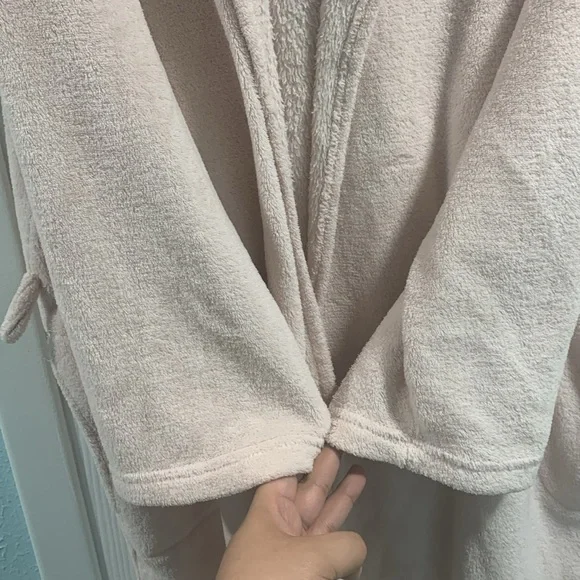 Soft Ulta Robe - Picture 6 of 11